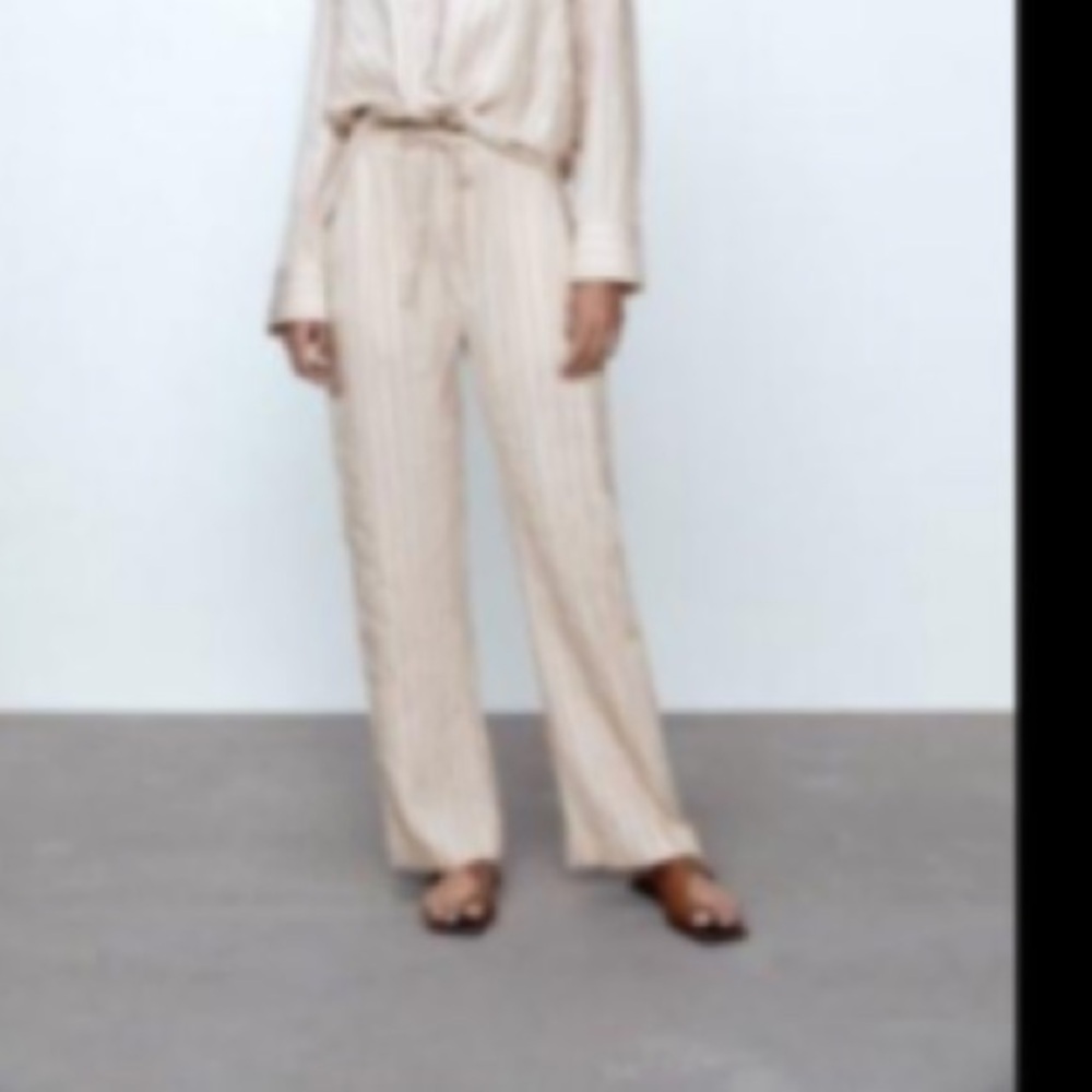 Zara high waisted wide leg pull on trouser pants size Large neutral